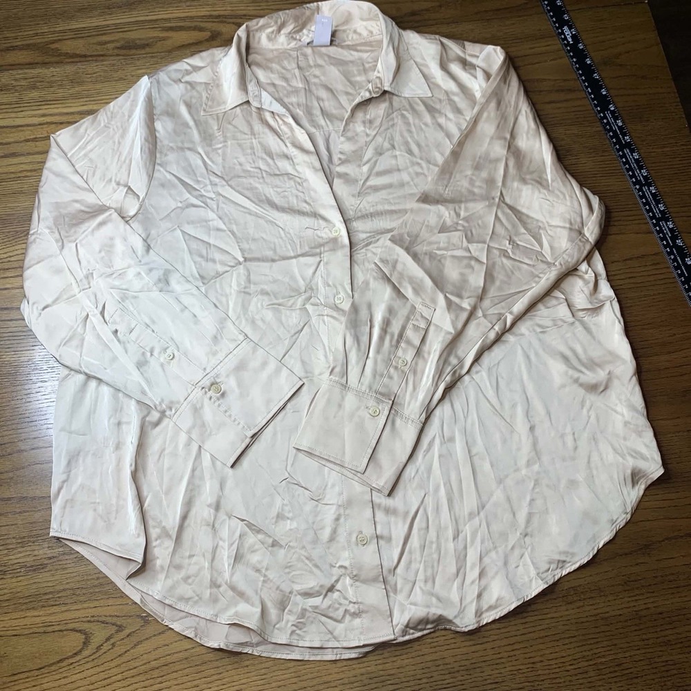 H&M Satin Button Down Shirt Size XL Beige Long Sleeve Blouse